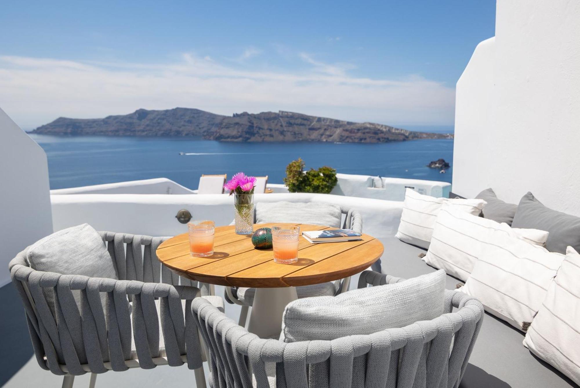 Hotel Ikies Santorini Oia Exteriér fotografie